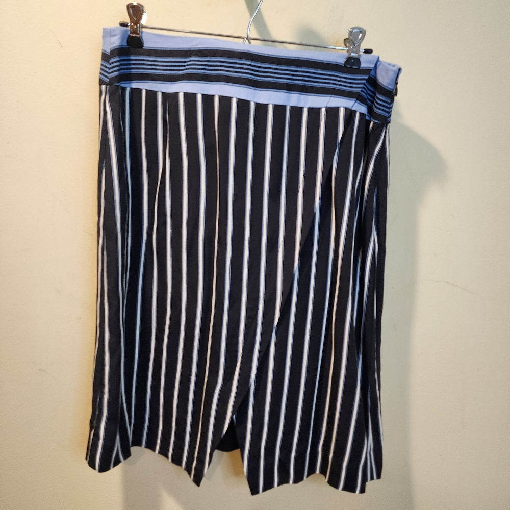 LOF5 Black and Blue  Striped Skirt Size  8